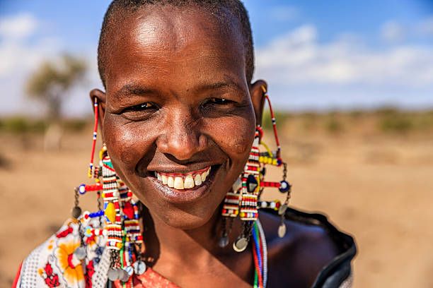 Femme Tribu Kenya